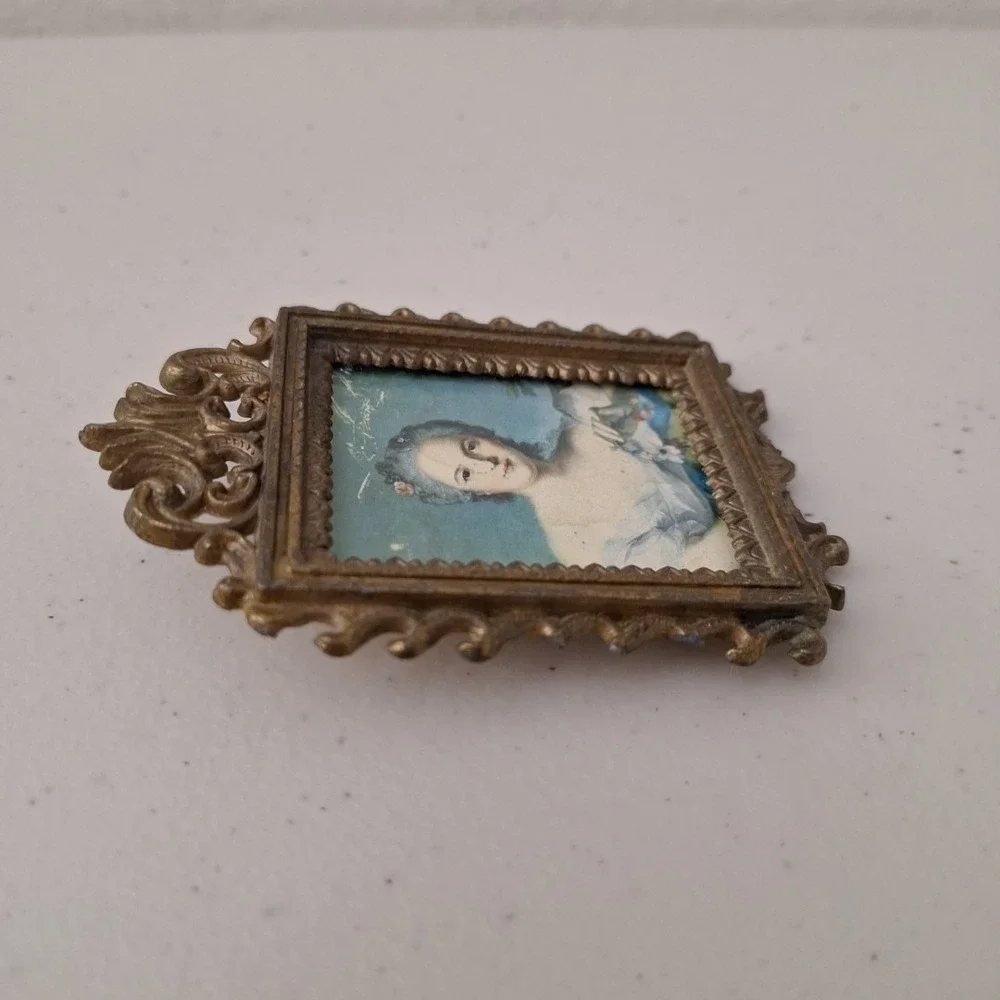 Antique Glass Front Italian Brass Metal Filigree Photo Frame 4